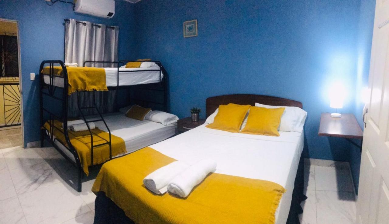 Hotel Casa Blanca León Zewnętrze zdjęcie