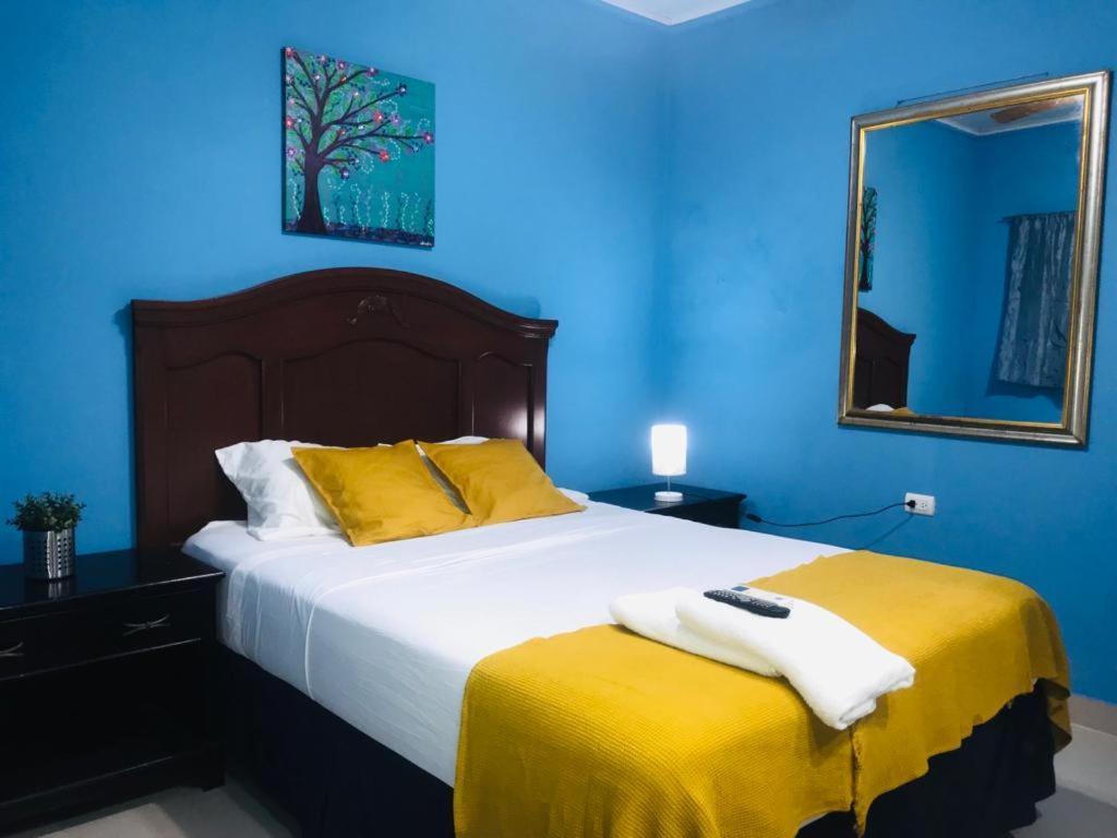 Hotel Casa Blanca León Zewnętrze zdjęcie