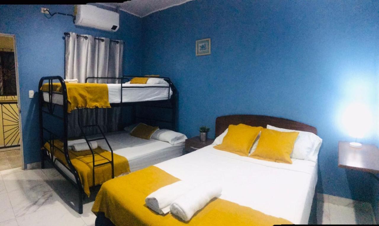 Hotel Casa Blanca León Zewnętrze zdjęcie