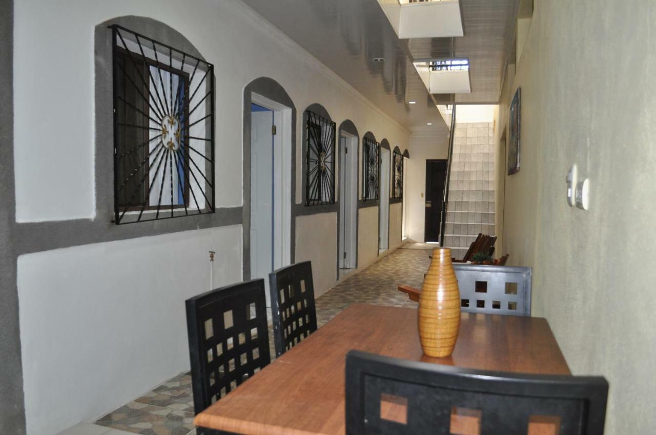 Hotel Casa Blanca León Zewnętrze zdjęcie
