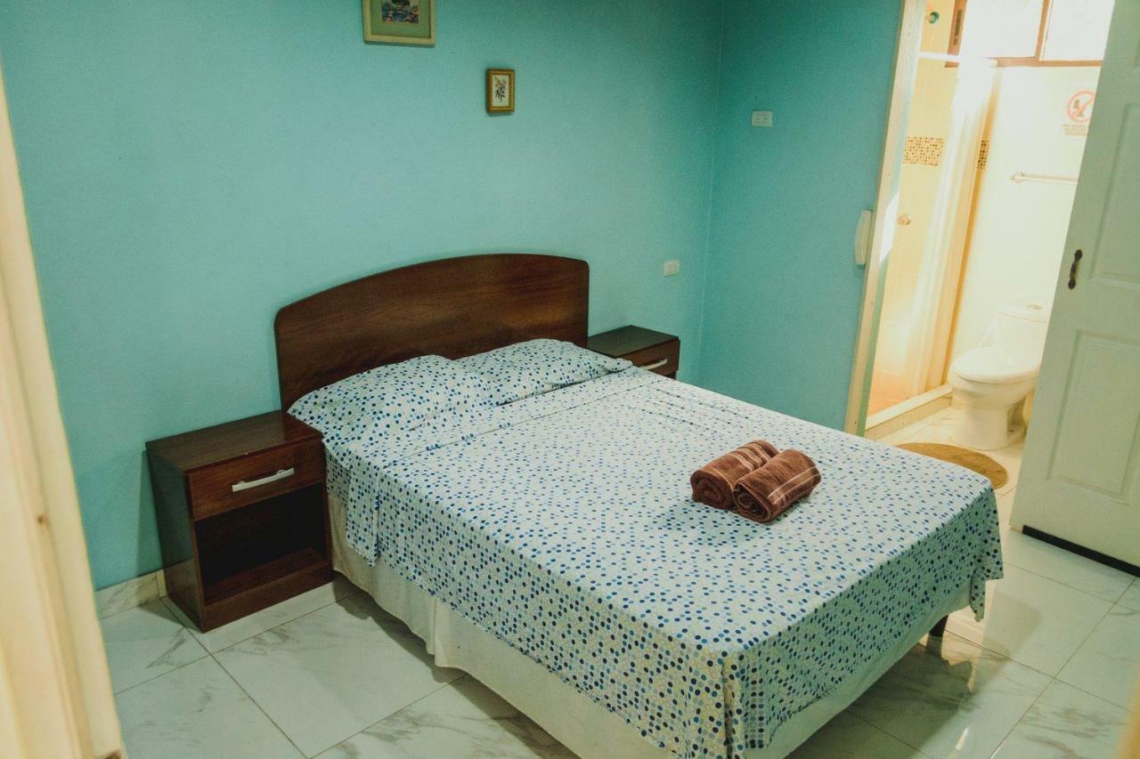 Hotel Casa Blanca León Zewnętrze zdjęcie