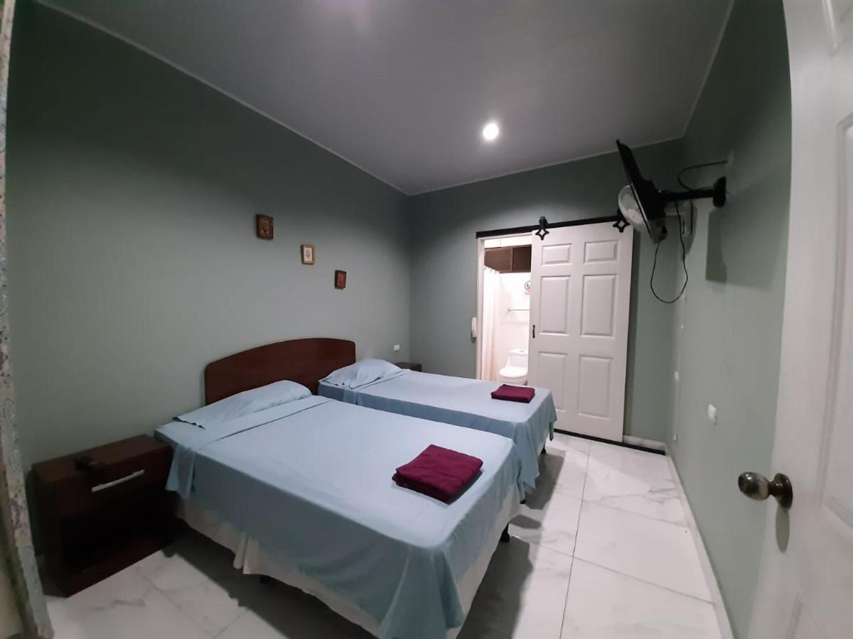Hotel Casa Blanca León Zewnętrze zdjęcie